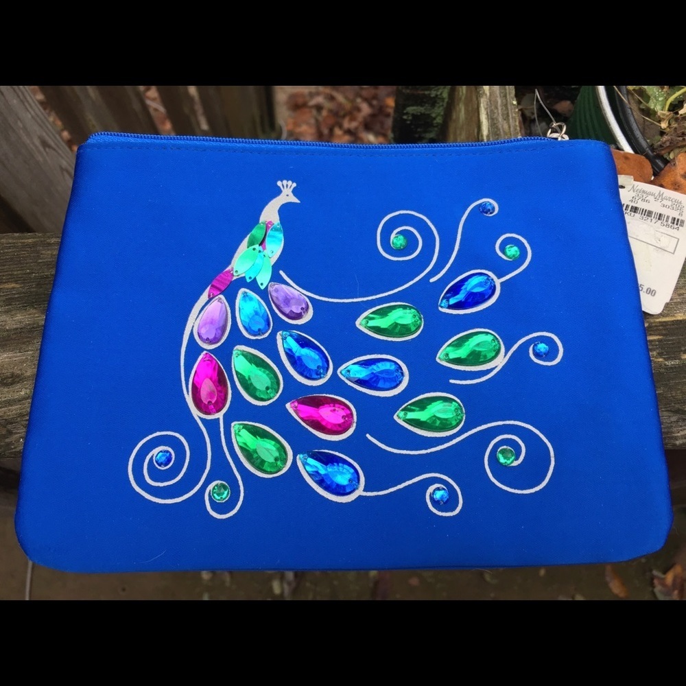 NWT Stunning Bejeweled Peacock Pouch